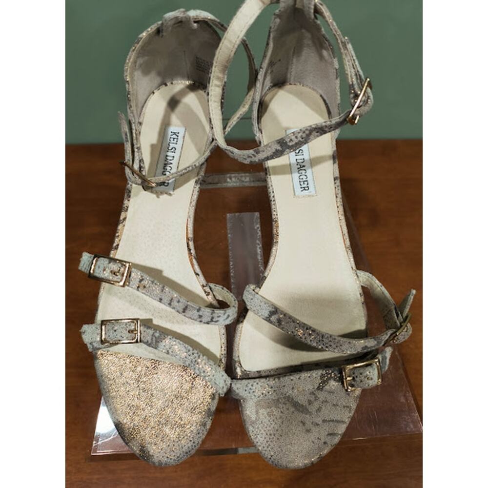 Kelsi Dagger Taupe/Gold Leather Low Wedge Sandals - Size 7